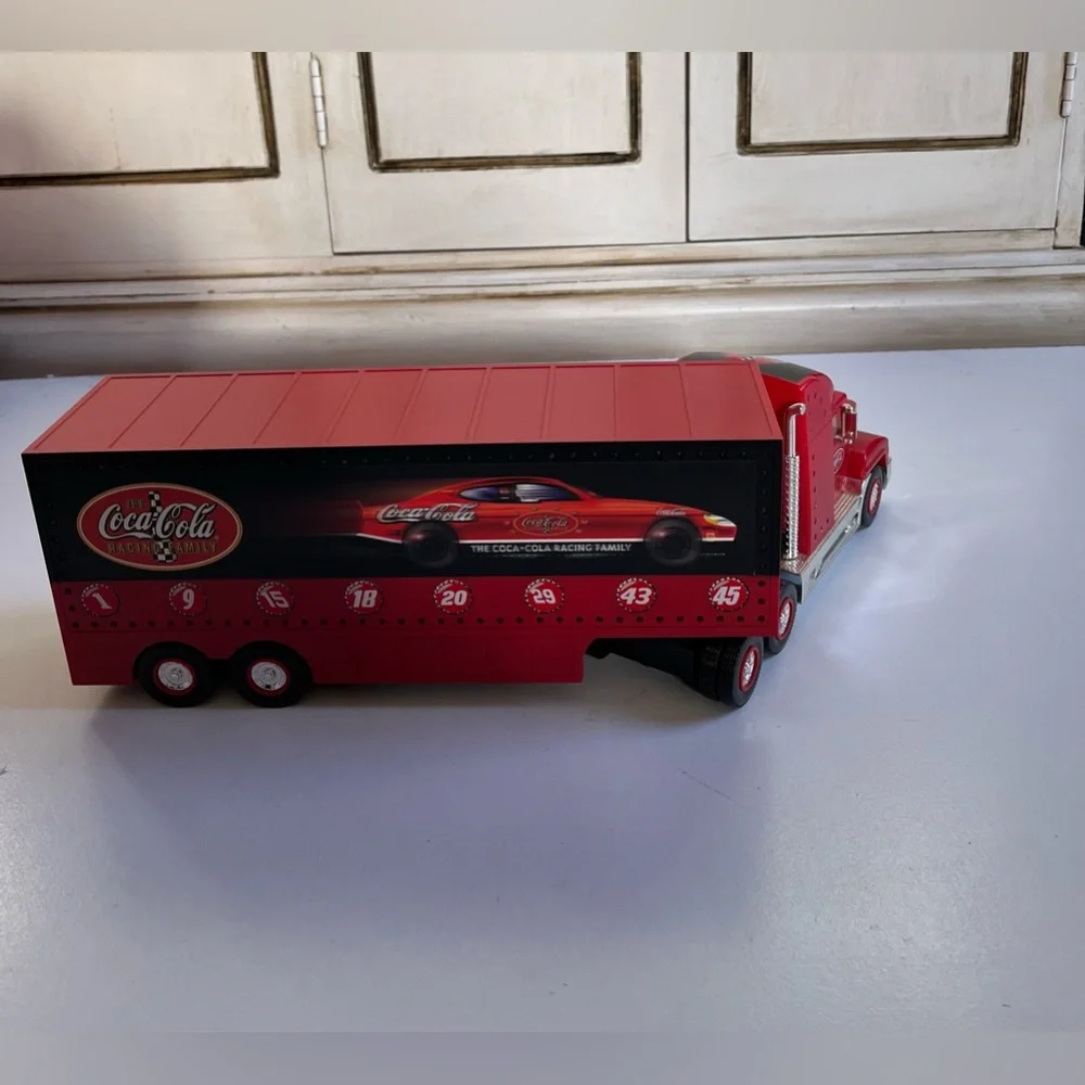 Collectible 2002 Coca-Cola NASCAR Carrier with Car & lights Semi Truck
